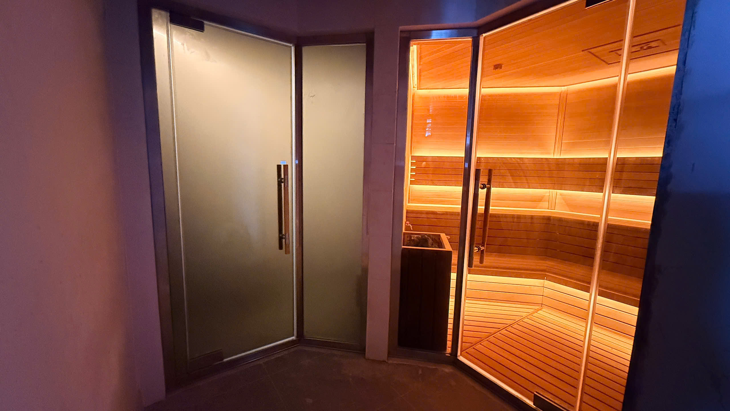 Không gian phòng xông hơi nội thất gỗ – Helios Sauna
