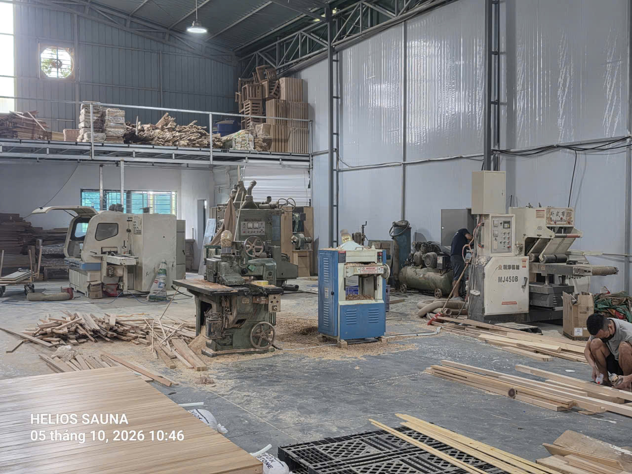 xưởng sản xuất gỗ xông hơi